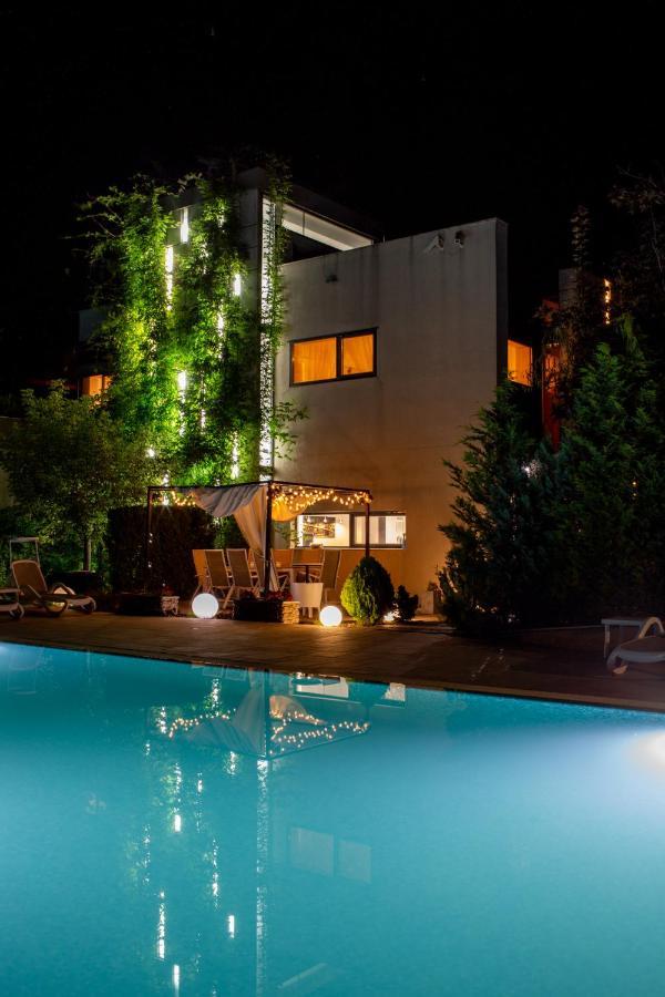 Kubiq Residence Giarmata Esterno foto